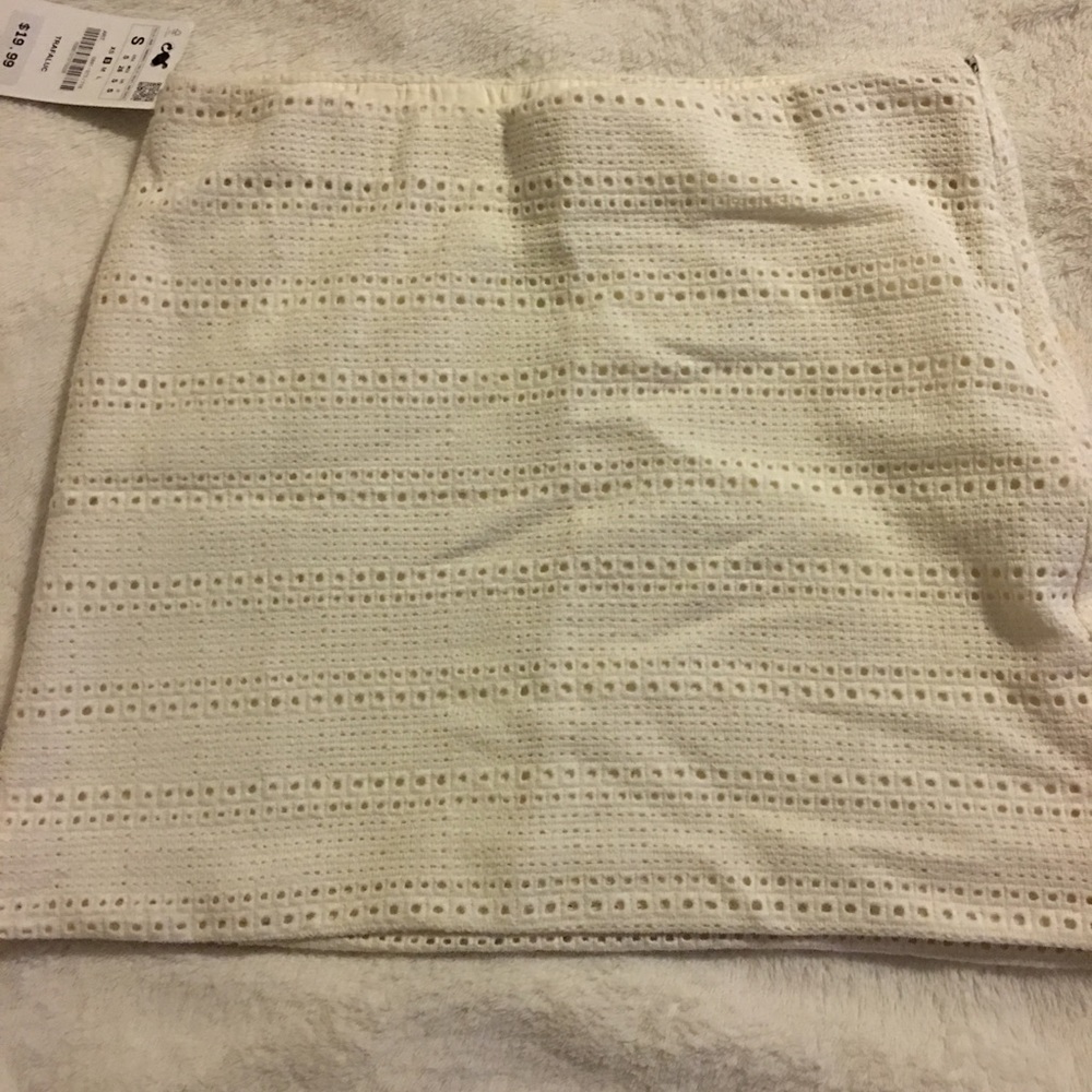 Zara detailed mini skirt NWT